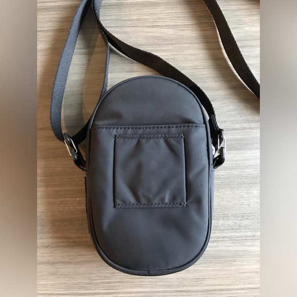 LULULEMON Black Crossbody Bag - Picture 2 of 5